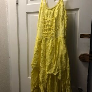 Yellow dress, one size plus. Fits 12-2x